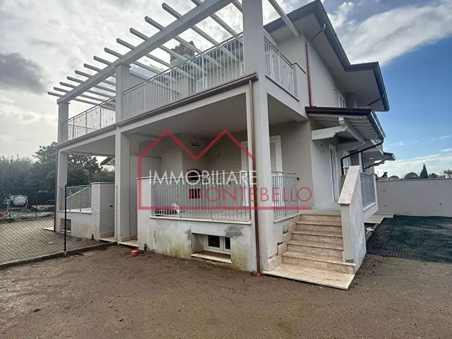 Immagine 4 di Casa quadrifamiliare in vendita  a Camaiore