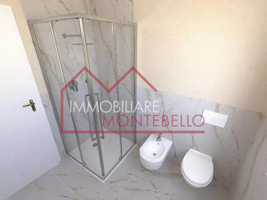 Immagine 27 di Casa quadrifamiliare in vendita  a Camaiore
