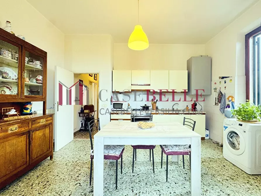 Immagine 9 di Appartamento in vendita  a Seravezza