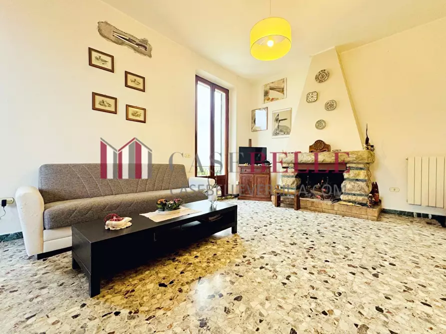 Immagine 1 di Appartamento in vendita  a Seravezza