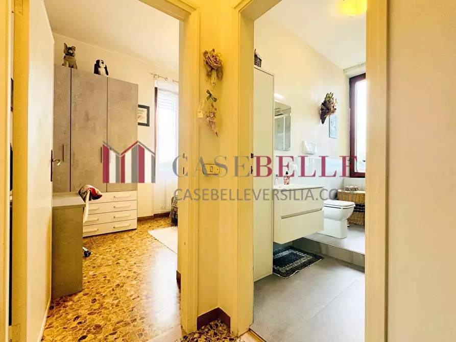 Immagine 15 di Appartamento in vendita  a Seravezza