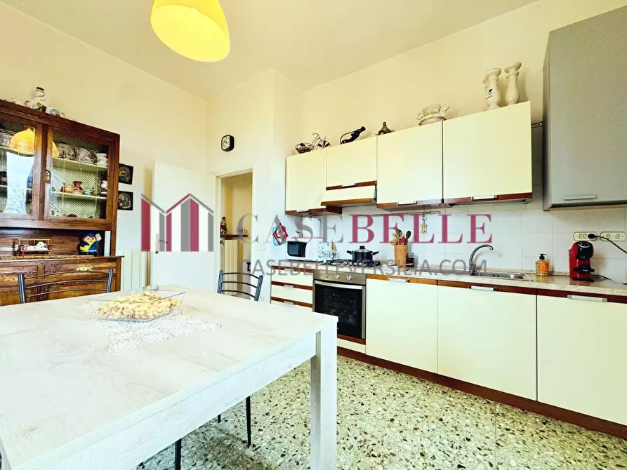 Immagine 10 di Appartamento in vendita  a Seravezza