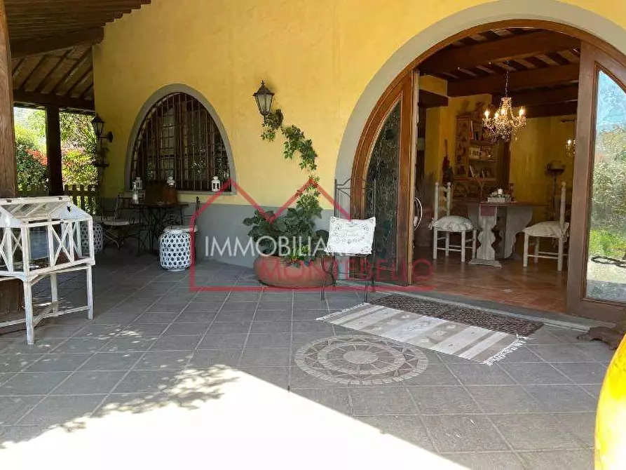 Immagine 8 di Rustico / casale in vendita  a Massarosa