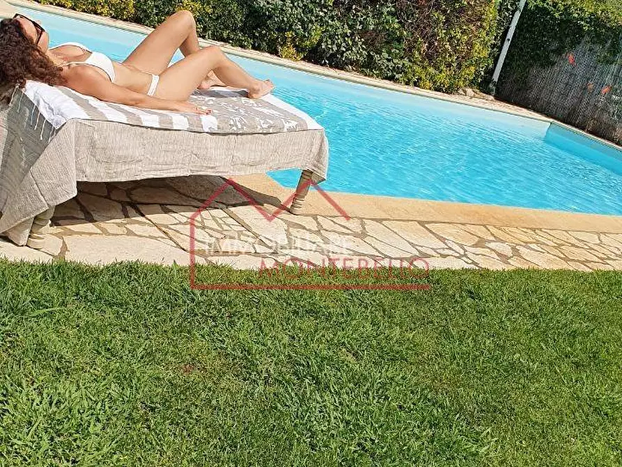 Immagine 41 di Rustico / casale in vendita  a Massarosa