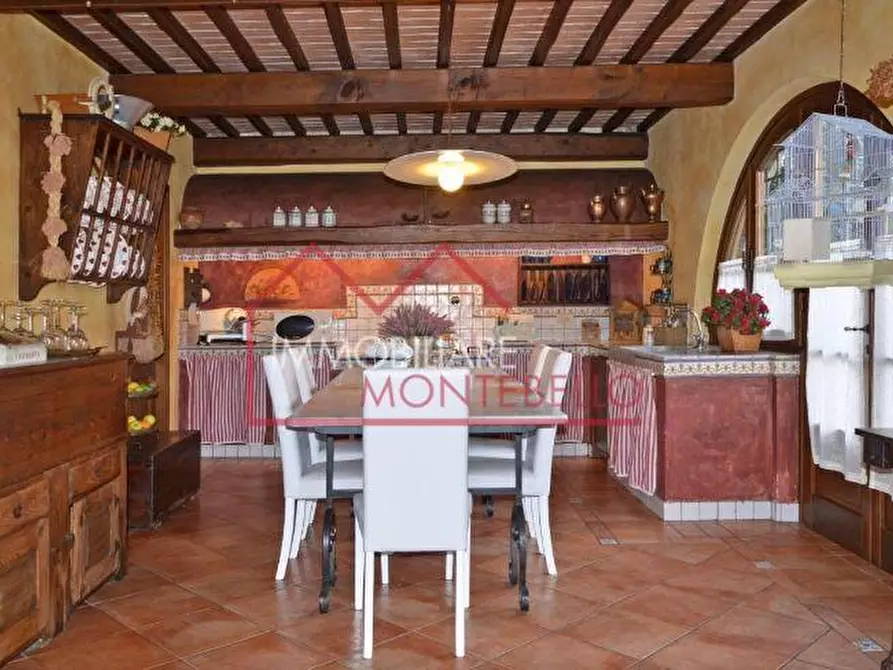 Immagine 17 di Rustico / casale in vendita  a Massarosa