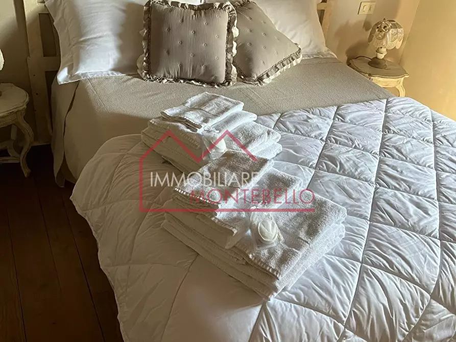 Immagine 52 di Rustico / casale in vendita  a Massarosa