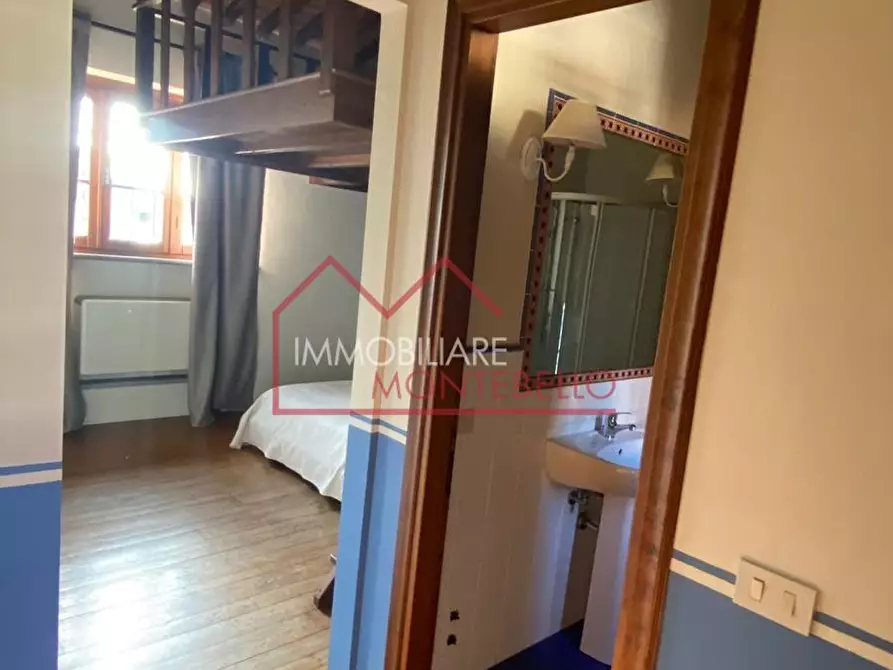 Immagine 60 di Rustico / casale in vendita  a Massarosa