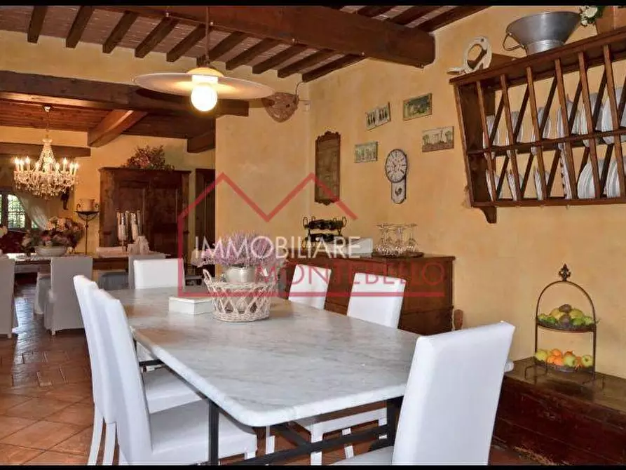 Immagine 36 di Rustico / casale in vendita  a Massarosa