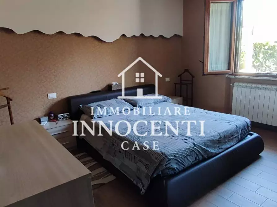 Immagine 4 di Appartamento in vendita  a Massa