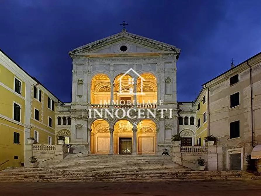 Immagine 22 di Appartamento in vendita  a Massa