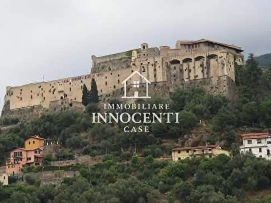 Immagine 21 di Appartamento in vendita  a Massa