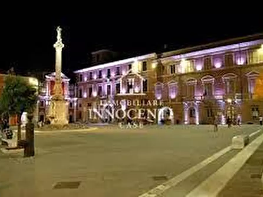 Immagine 16 di Appartamento in vendita  a Massa