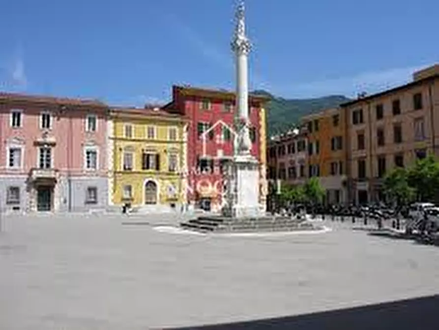 Immagine 15 di Appartamento in vendita  a Massa