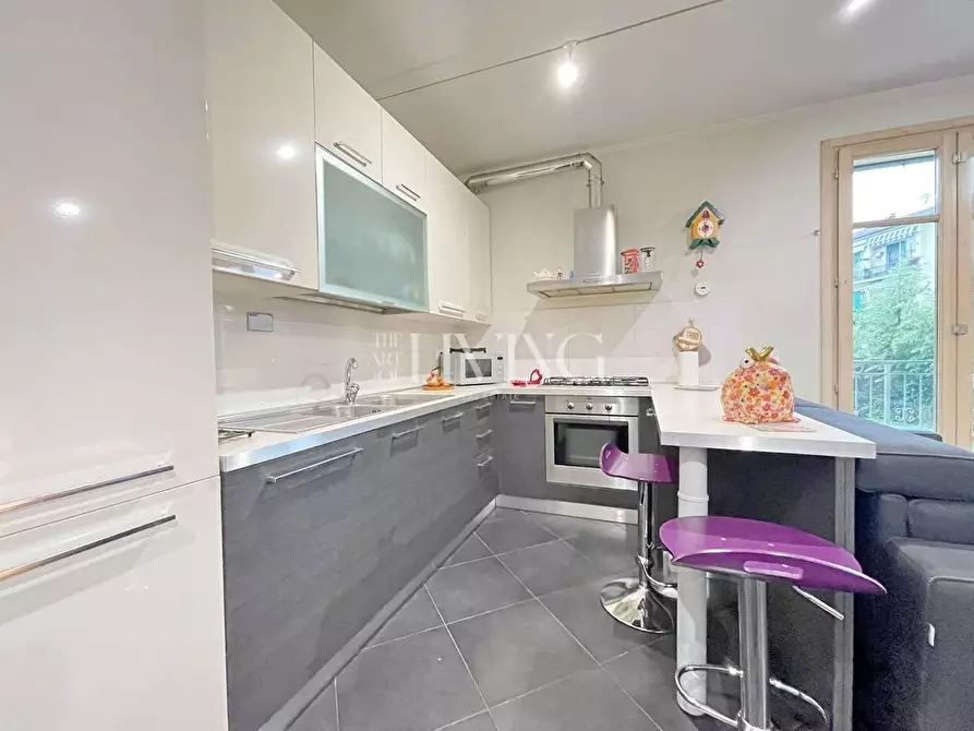 Immagine 5 di Appartamento in vendita  a Lucca