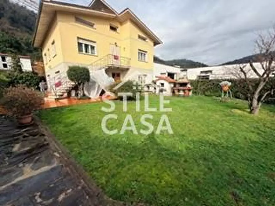 Immagine 35 di Casa indipendente in vendita  a Pescia