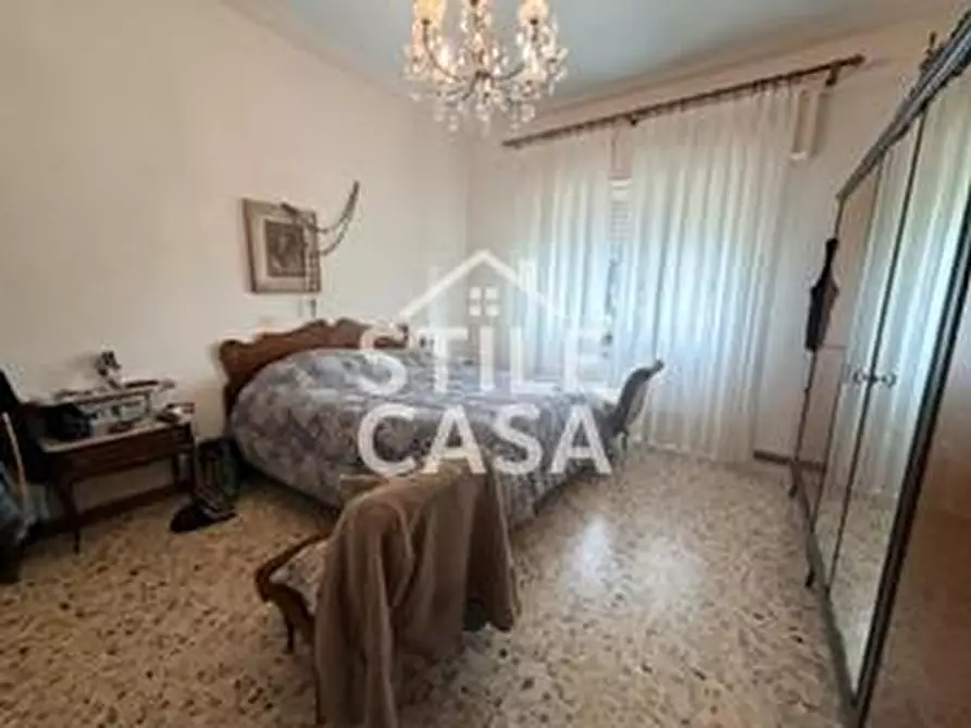 Immagine 22 di Casa indipendente in vendita  a Pescia