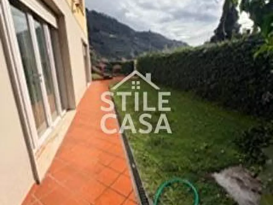 Immagine 37 di Casa indipendente in vendita  a Pescia