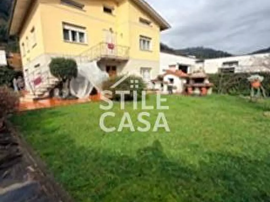 Immagine 38 di Casa indipendente in vendita  a Pescia