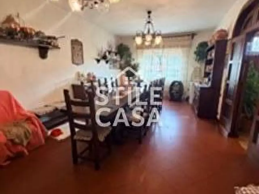 Immagine 15 di Casa indipendente in vendita  a Pescia