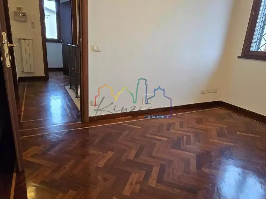 Immagine 20 di Villa in vendita  a San Giuliano Terme