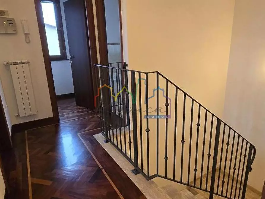 Immagine 8 di Villa in vendita  a San Giuliano Terme