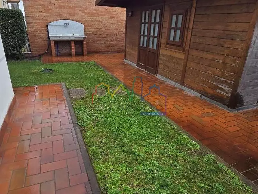 Immagine 29 di Villa in vendita  a San Giuliano Terme