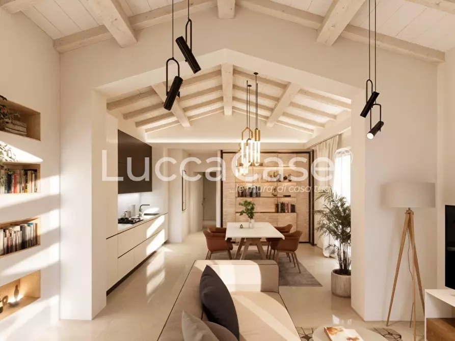 Immagine 3 di Casa bifamiliare in vendita  a Capannori