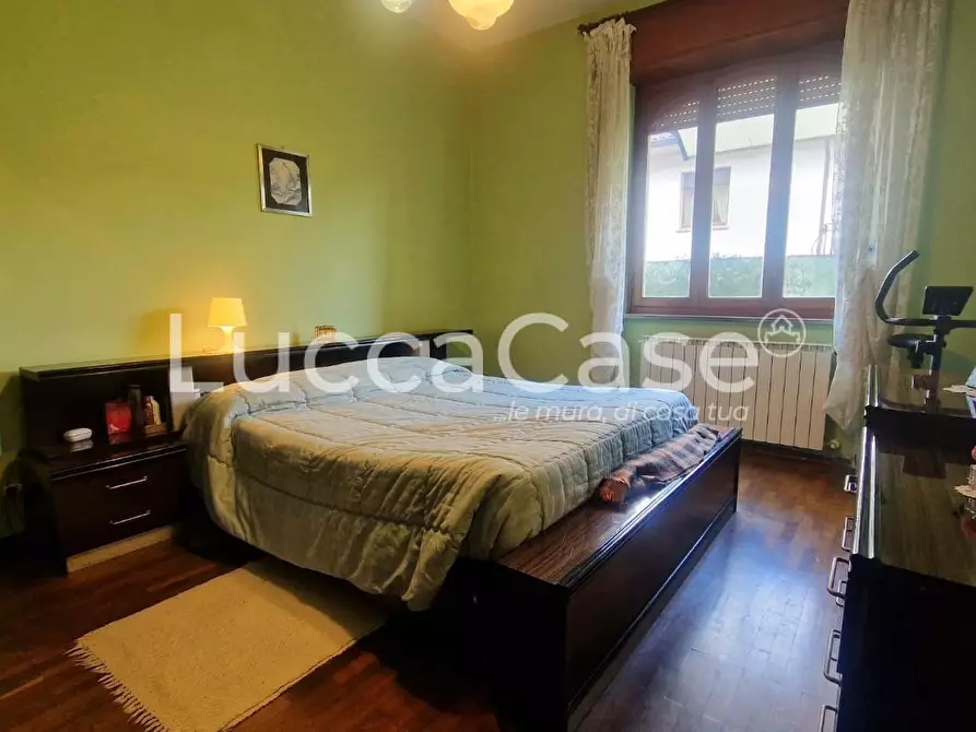 Immagine 20 di Villa in vendita  a Barga