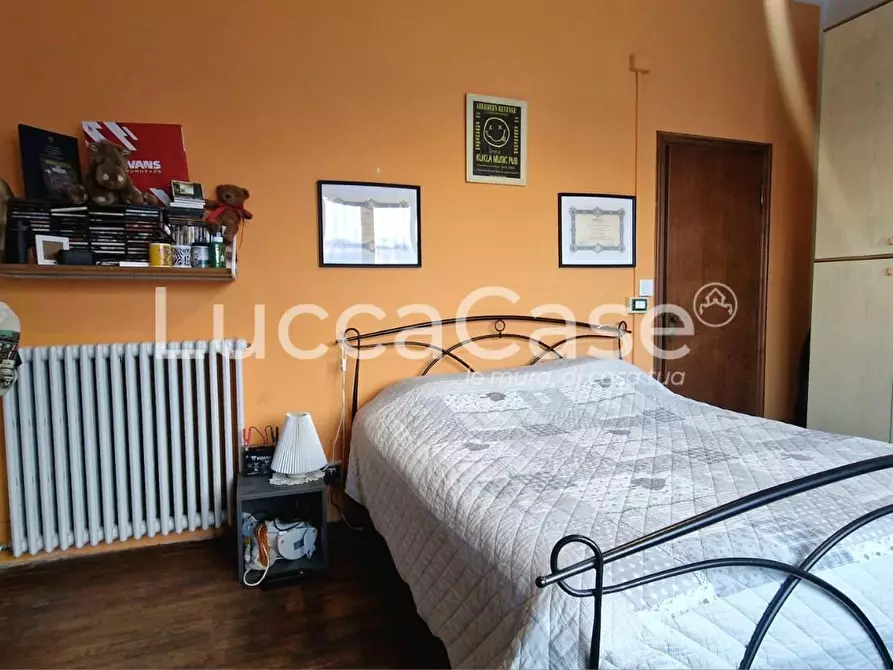 Immagine 14 di Villa in vendita  a Barga