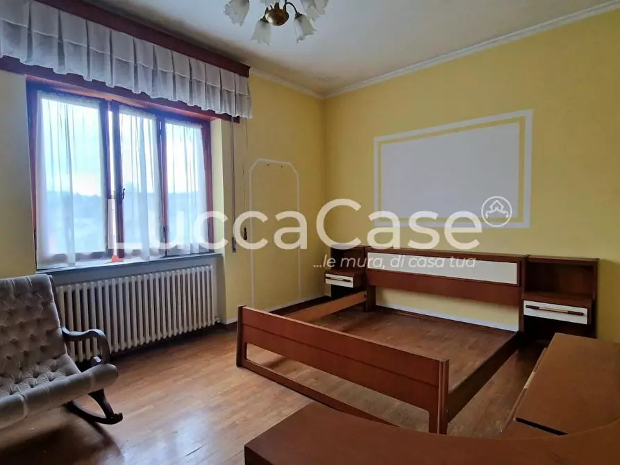 Immagine 34 di Villa in vendita  a Barga