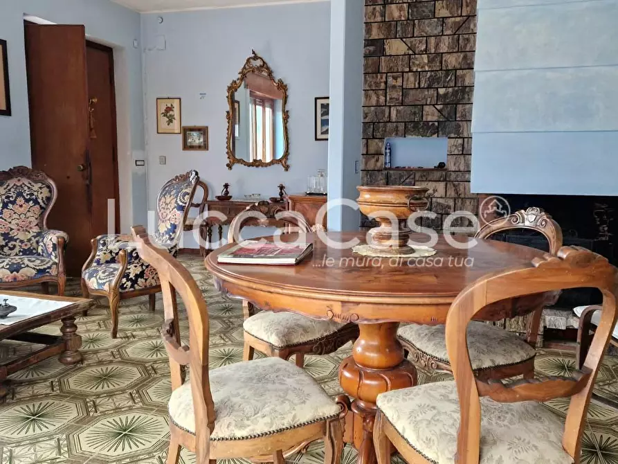 Immagine 27 di Villa in vendita  a Barga