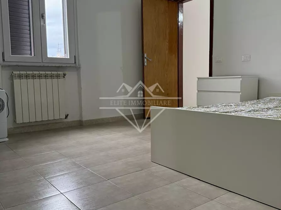 Immagine 6 di Appartamento in vendita  a Carrara