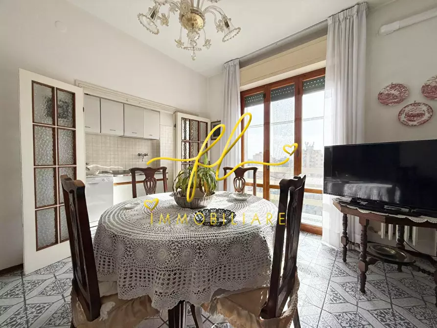 Immagine 11 di Appartamento in vendita  a Cecina