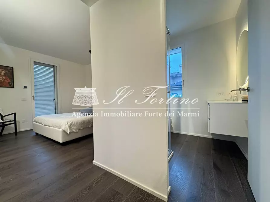 Immagine 44 di Villa in vendita  a Forte Dei Marmi