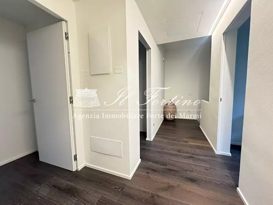 Immagine 40 di Villa in vendita  a Forte Dei Marmi