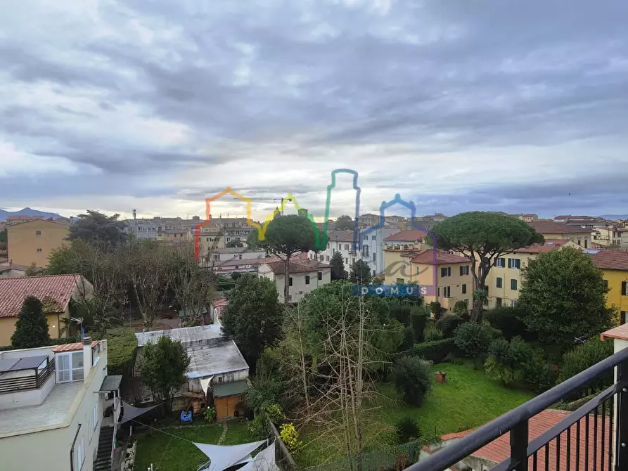 Immagine 30 di Mansarda in vendita  a Pisa