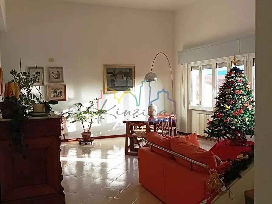 Immagine 26 di Mansarda in vendita  a Pisa