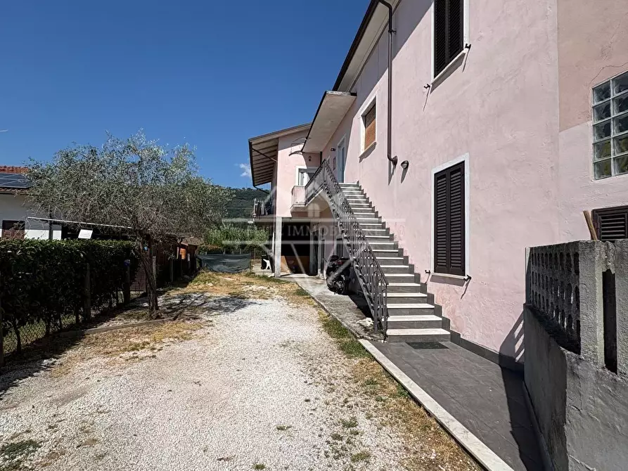 Immagine 12 di Casa semindipendente in vendita  a Carrara