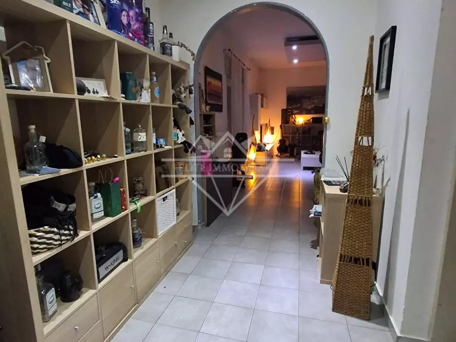 Immagine 5 di Appartamento in vendita  a Carrara