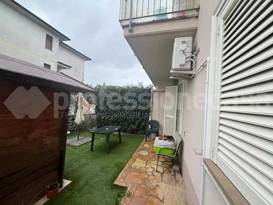 Immagine 12 di Appartamento in vendita  a San Giuliano Terme