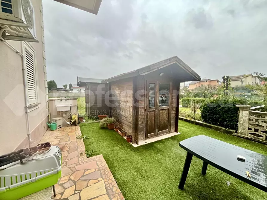 Immagine 8 di Appartamento in vendita  a San Giuliano Terme