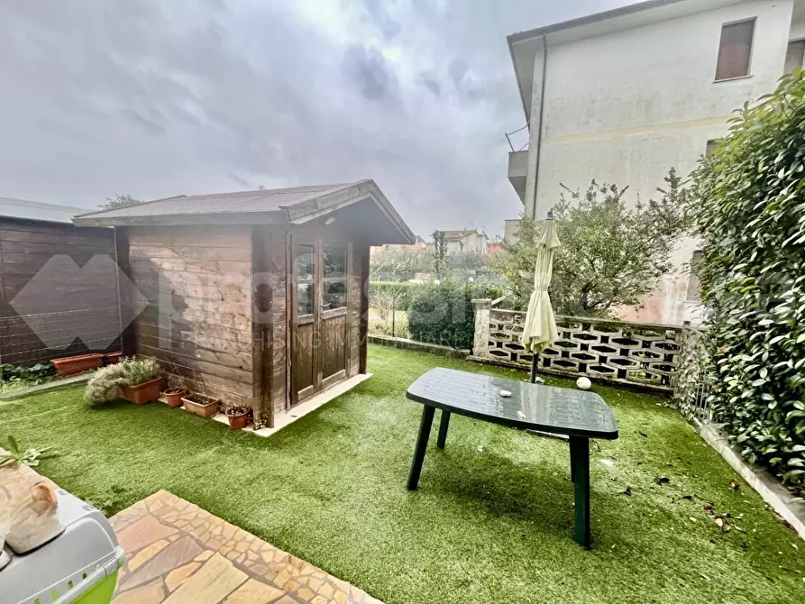 Immagine 7 di Appartamento in vendita  a San Giuliano Terme