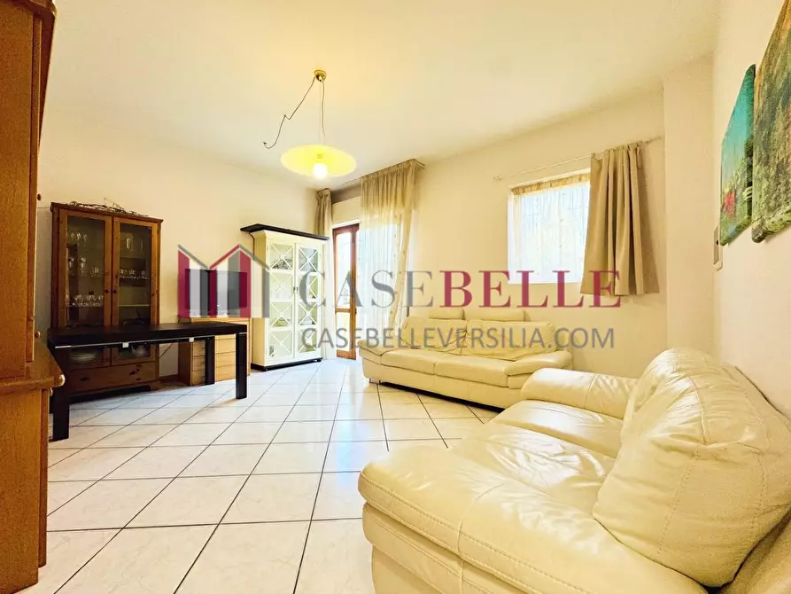 Immagine 3 di Casa bifamiliare in affitto  a Pietrasanta