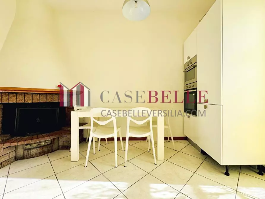 Immagine 8 di Casa bifamiliare in affitto  a Pietrasanta