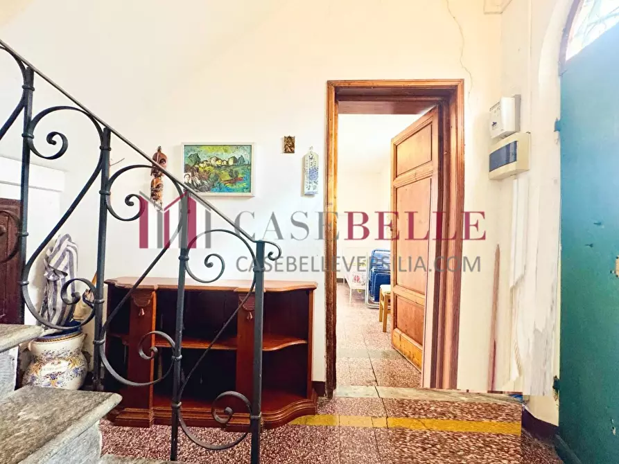 Immagine 8 di Casa bifamiliare in vendita  a Camaiore