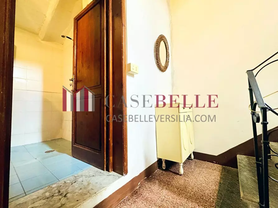 Immagine 14 di Casa bifamiliare in vendita  a Camaiore