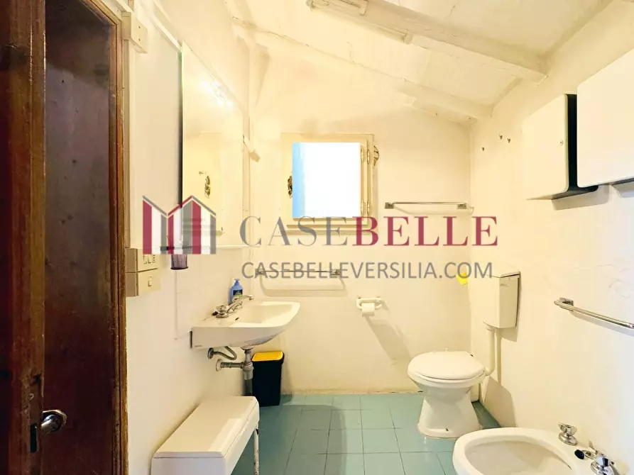 Immagine 15 di Casa bifamiliare in vendita  a Camaiore