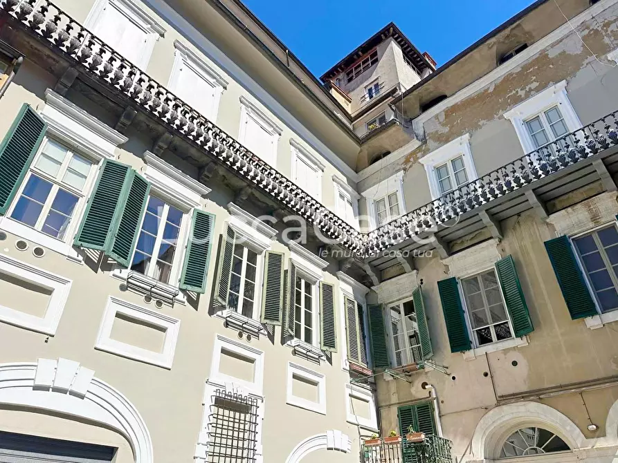 Immagine 17 di Loft/Open space in vendita  a Lucca