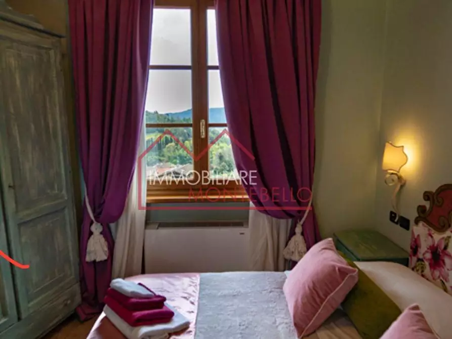 Immagine 61 di Villa in vendita  a Camaiore