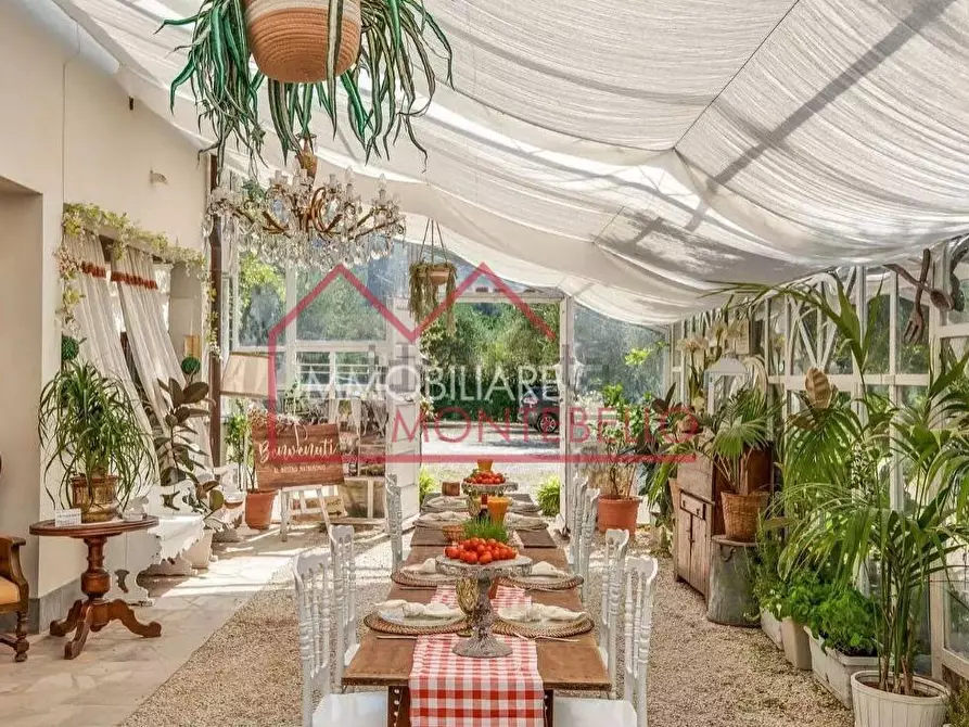 Immagine 13 di Villa in vendita  a Camaiore